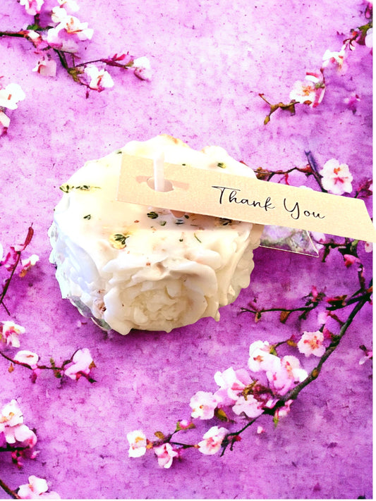 Sculpted Rose Soy Candle: Dried Flowers, Wedding Favor Gift.