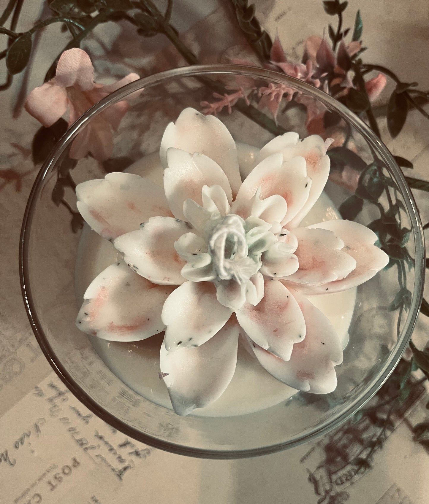 Dahlia Flower Soy Wax Candle, Sculptural Home Decor, 18 oz