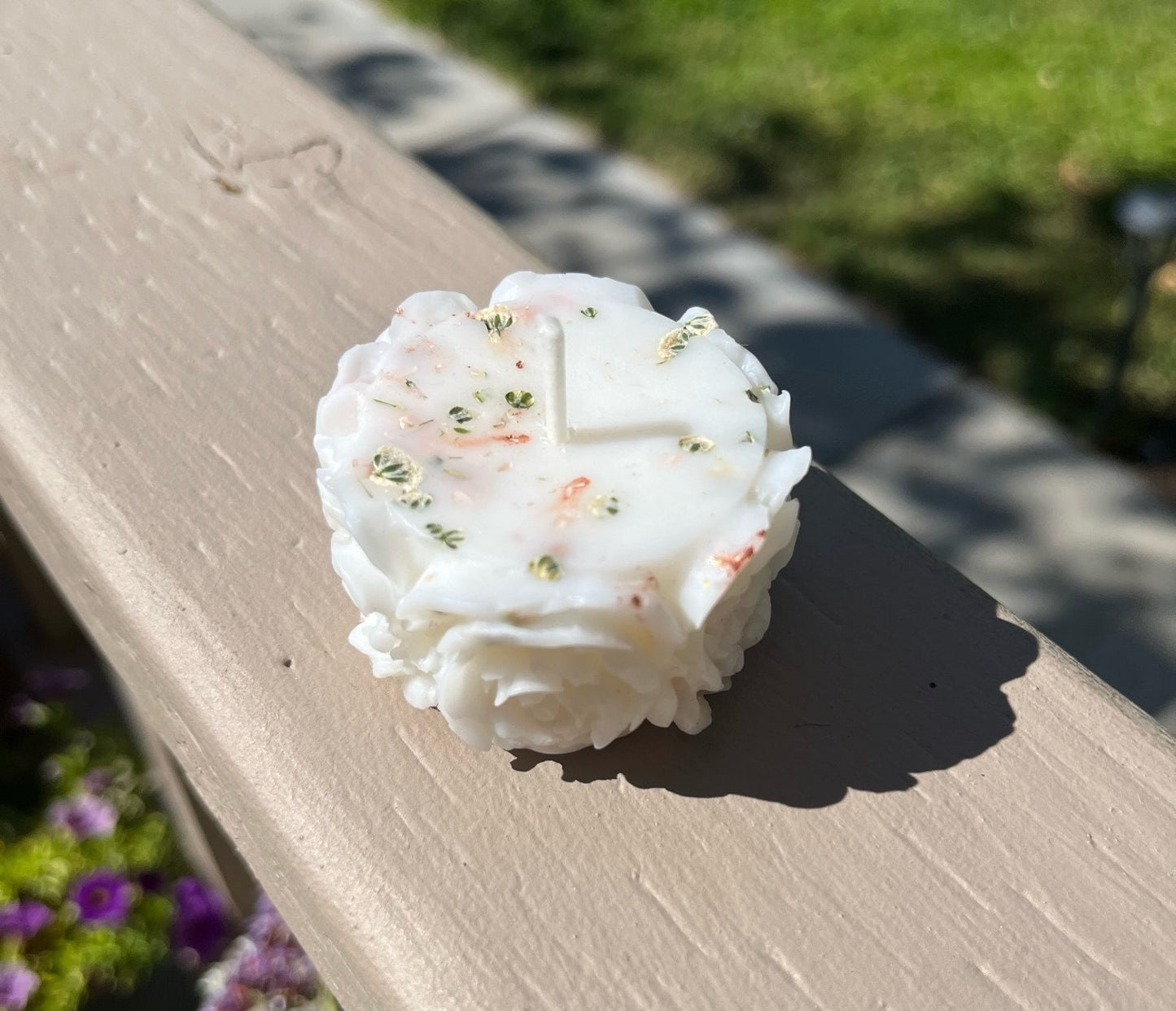 Sculpted Rose Soy Candle: Dried Flowers, Wedding Favor Gift.