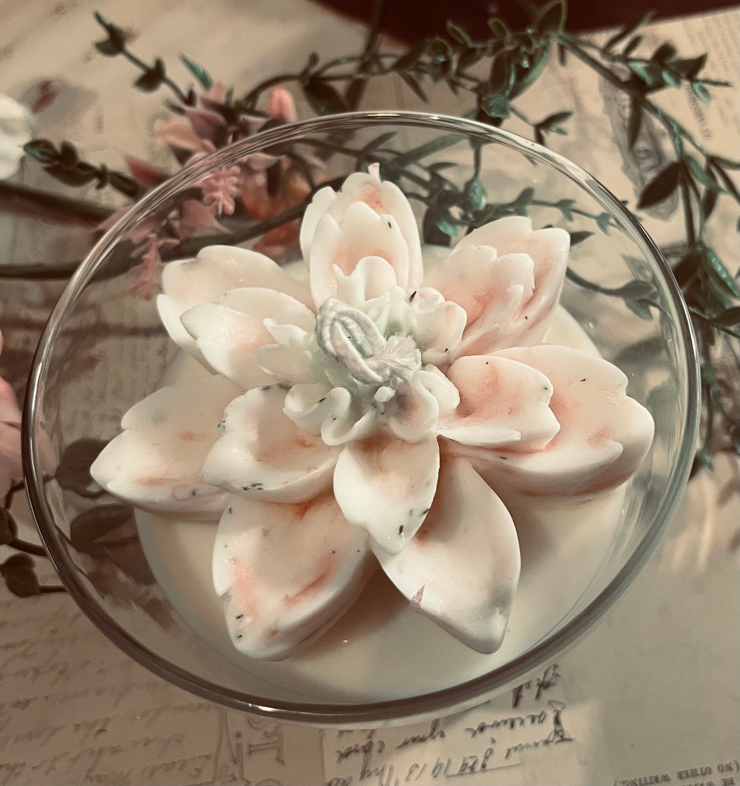 Dahlia Flower Soy Wax Candle, Sculptural Home Decor, 18 oz