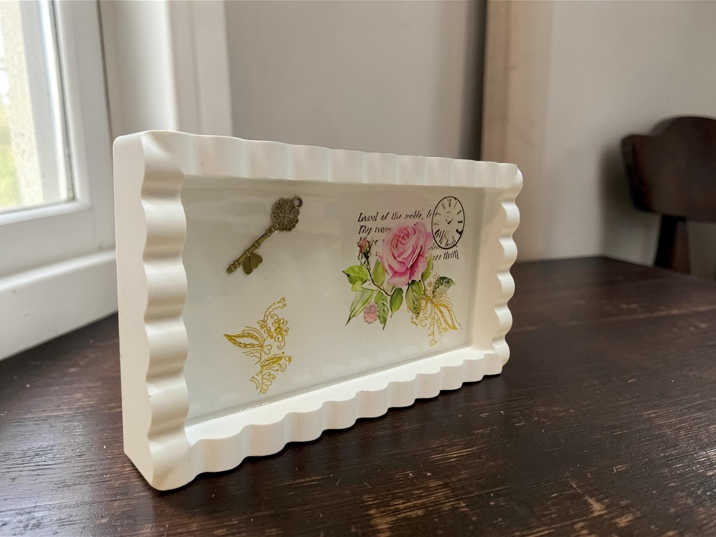 Pressed Flower Ecoresin Tray, White Floral Vanity Decor