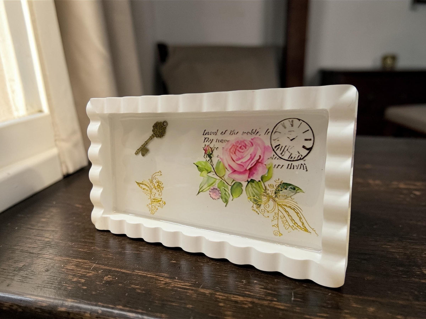 Pressed Flower Ecoresin Tray, White Floral Vanity Decor