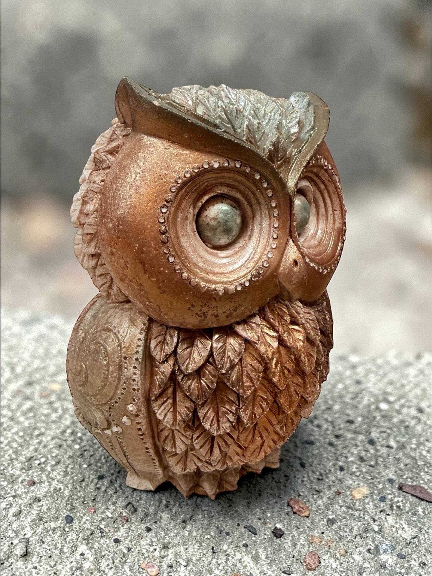 5" Decorative Rustic Owl Statue. Animal Lover Gift.
